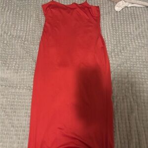 Elegant Red Sleeveless Dress